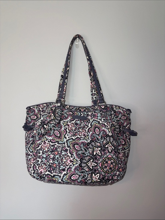 Vera Bradley Handbags - Vera Bradley Quilted Paisley Tote in Navy, Pink & White